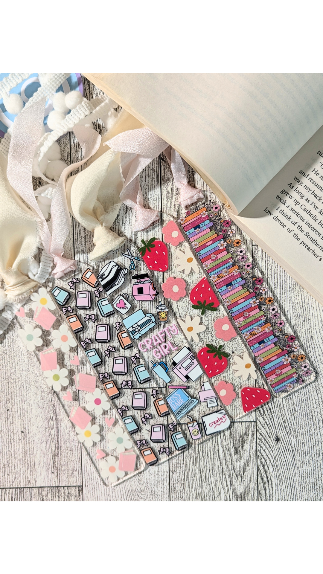 Collection_of_pretty_acrylic_bookmarks